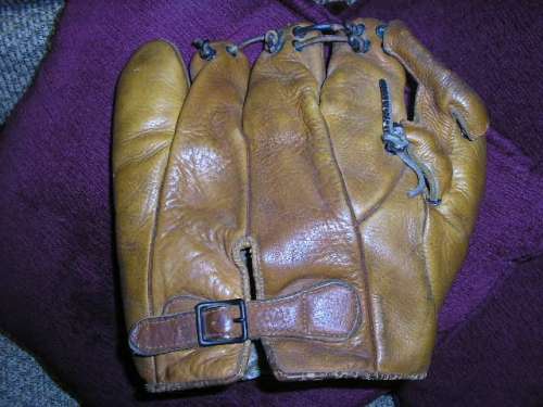 Dazzy Vance Gertz Back